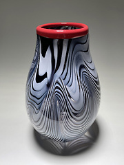 Contrast Melting Vase